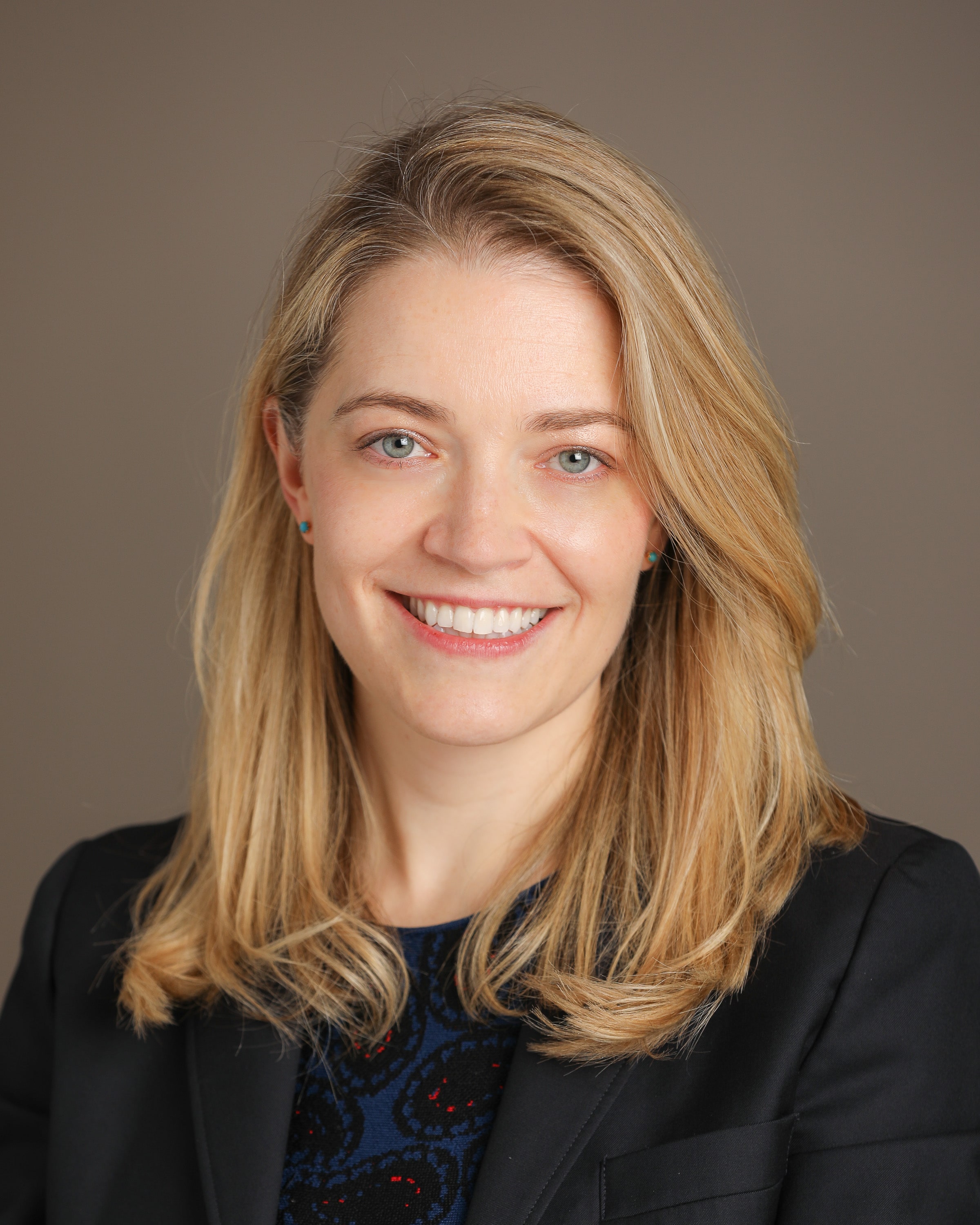 Aleksandra Rachitskaya headshot